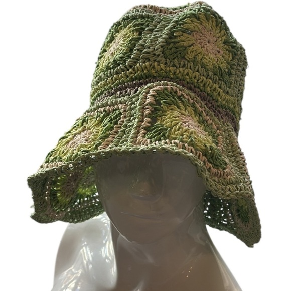 Steve Madden Green Crocheted Paper Yarn Scalloped Brim Bucket Hat OS - Picture 9 of 12